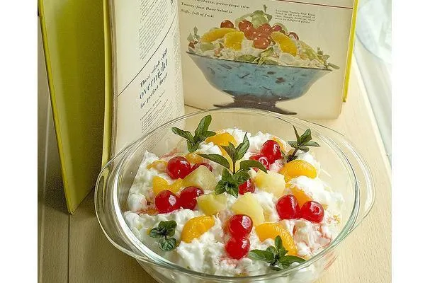 Salată de fructe de 24 de ore