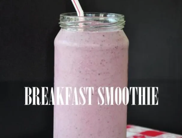 Smoothie de mic dejun cu 4 ingrediente