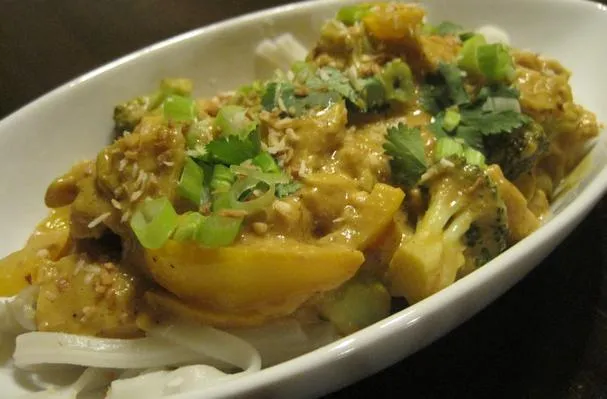 Tempeh cu curry de arahide