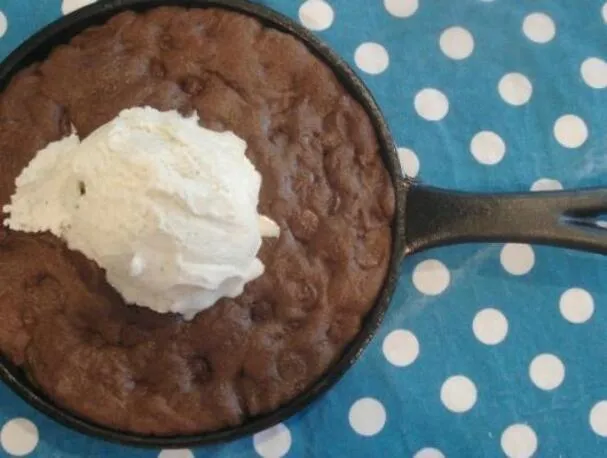 Pizza Cookie cu ciocolată dublă Xocai